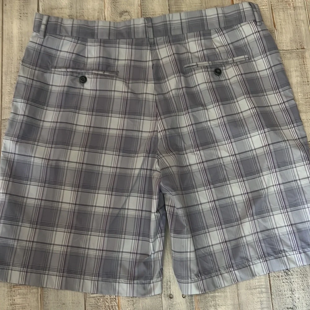 2 Men’s Golf Shorts Bundle of 2 Pairs PUMA & PRO TOUR Preloved Size 38 - Picture 4 of 10
